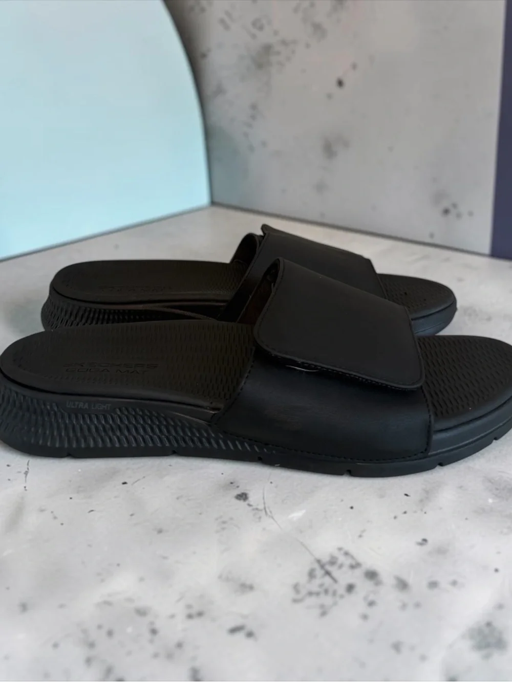 Skechers GO Consistent Mens Size 13 Black Slide Sandals Goga Mat 229033